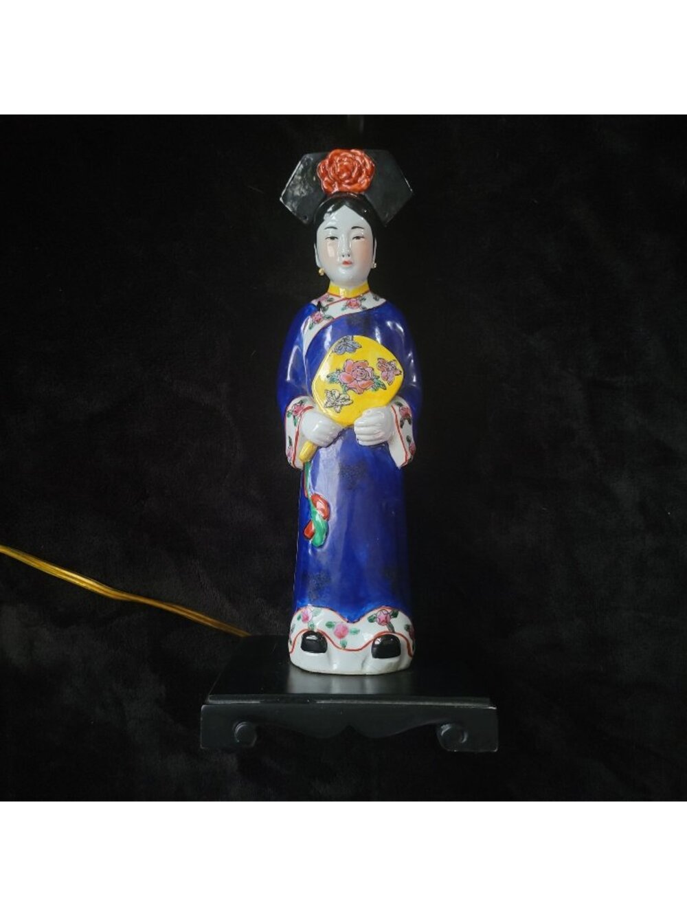 Porcelain Chinese Princess Figure Lamp Chinoiserie Black Wood Base